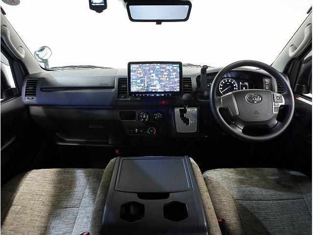 TOYOTA HIACE VAN LONG DX