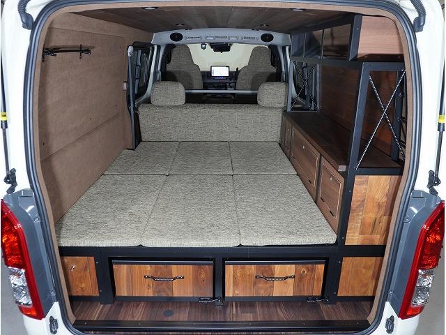 TOYOTA HIACE VAN LONG DX