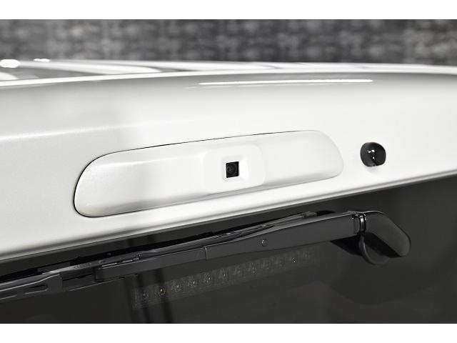 ハイエースバン スーパーGL ダークプライムII パノラミックビューモニター・デジミラ・寒冷地仕様・ナイトロパワーH12ショットガン16インチ・ESSEXフロントバンパーガード・ALPINE BIGX Fモニター・ドライブレコーダー・ベッドキット(39枚目)