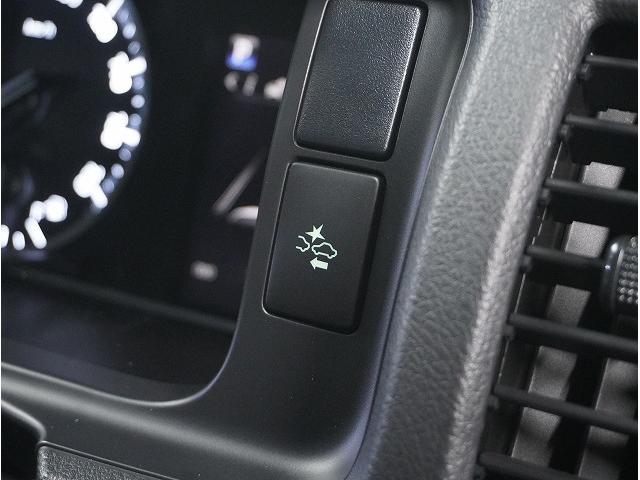 ハイエースバン スーパーGL ダークプライムII パノラミックビューモニター・デジミラ・寒冷地仕様・ナイトロパワーH12ショットガン16インチ・ESSEXフロントバンパーガード・ALPINE BIGX Fモニター・ドライブレコーダー・ベッドキット(45枚目)