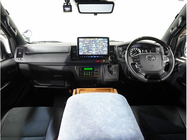 ハイエースバン スーパーGL ダークプライムII パノラミックビューモニター・デジミラ・寒冷地仕様・ナイトロパワーH12ショットガン16インチ・ESSEXフロントバンパーガード・ALPINE BIGX Fモニター・ドライブレコーダー・ベッドキット(66枚目)