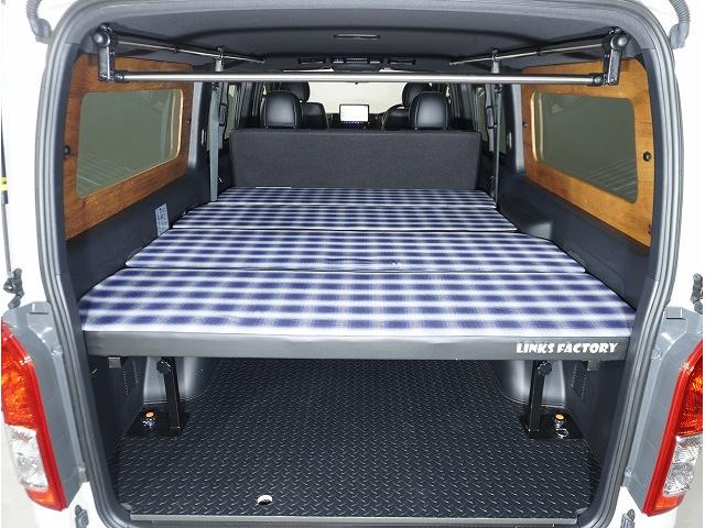 ハイエースバン スーパーGL ダークプライムII パノラミックビューモニター・デジミラ・寒冷地仕様・ナイトロパワーH12ショットガン16インチ・ESSEXフロントバンパーガード・ALPINE BIGX Fモニター・ドライブレコーダー・ベッドキット(74枚目)