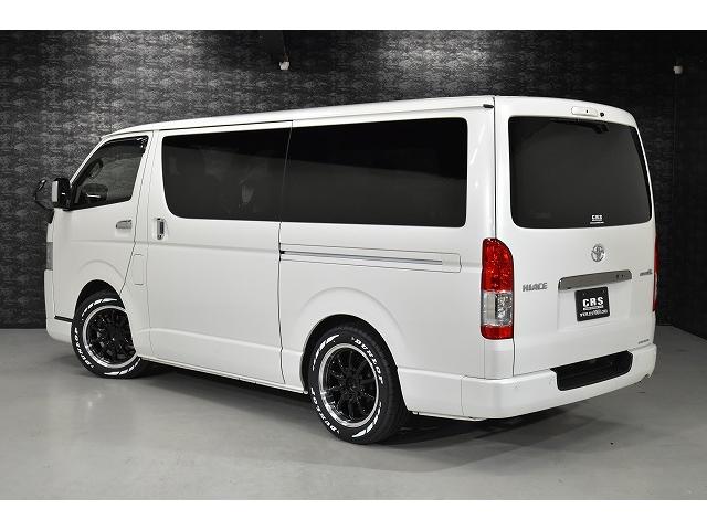 ハイエースバン スーパーGL ダークプライムII 両側電動パワースライドドア・パノラミックビューモニター・デジミラ・ESSEX ENCB-17ブラック・FスポイラーVer4・2インチLD・シートカバー・ベットキット・Panasonicナビ・ETC(23枚目)