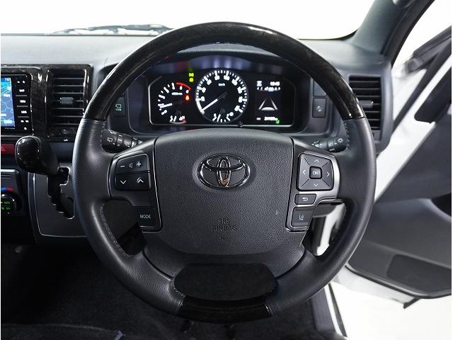 ハイエースバン スーパーGL ダークプライムII 両側電動パワースライドドア・パノラミックビューモニター・デジミラ・ESSEX ENCB-17ブラック・FスポイラーVer4・2インチLD・シートカバー・ベットキット・Panasonicナビ・ETC(40枚目)