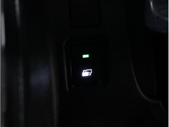 ハイエースバン スーパーGL ダークプライムII 両側電動パワースライドドア・パノラミックビューモニター・デジミラ・ESSEX ENCB-17ブラック・FスポイラーVer4・2インチLD・シートカバー・ベットキット・Panasonicナビ・ETC(54枚目)