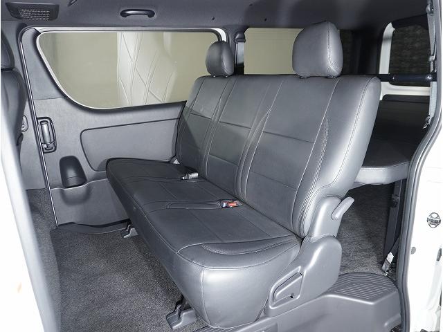 ハイエースバン スーパーGL ダークプライムII 両側電動パワースライドドア・パノラミックビューモニター・デジミラ・ESSEX ENCB-17ブラック・FスポイラーVer4・2インチLD・シートカバー・ベットキット・Panasonicナビ・ETC(59枚目)