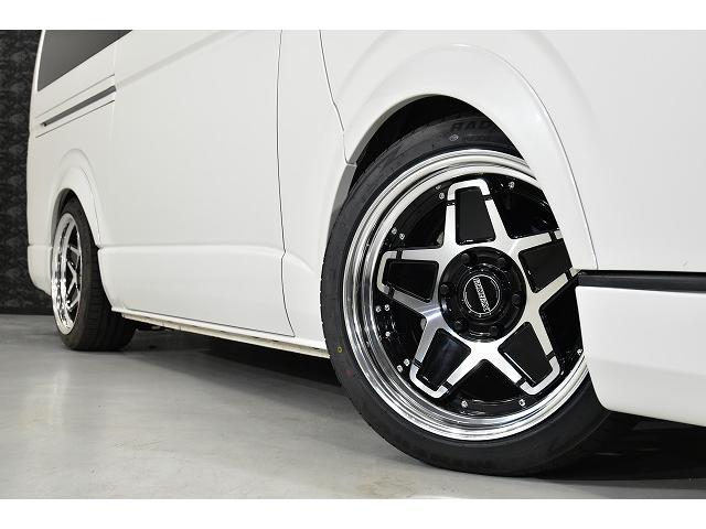 ハイエースバン スーパーGL ダークプライムII LEDヘッドライト/自動防眩インナーミラー/ENCS-18ブラックポリッシュ/フロントスポイラー/ベッドキット/ハイグレードシートカバー/カロッツエリア楽ナビ(13枚目)