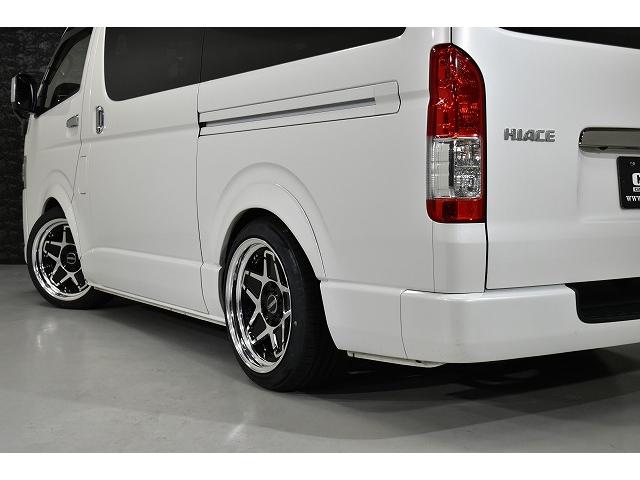 ハイエースバン スーパーGL ダークプライムII LEDヘッドライト/自動防眩インナーミラー/ENCS-18ブラックポリッシュ/フロントスポイラー/ベッドキット/ハイグレードシートカバー/カロッツエリア楽ナビ(24枚目)