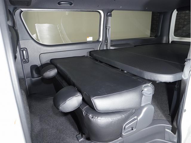 ハイエースバン スーパーGL ダークプライムII LEDヘッドライト/自動防眩インナーミラー/ENCS-18ブラックポリッシュ/フロントスポイラー/ベッドキット/ハイグレードシートカバー/カロッツエリア楽ナビ(56枚目)