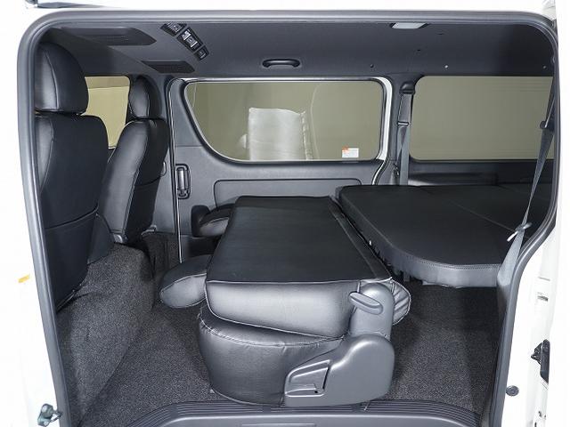 ハイエースバン スーパーGL ダークプライムII LEDヘッドライト/自動防眩インナーミラー/ENCS-18ブラックポリッシュ/フロントスポイラー/ベッドキット/ハイグレードシートカバー/カロッツエリア楽ナビ(58枚目)