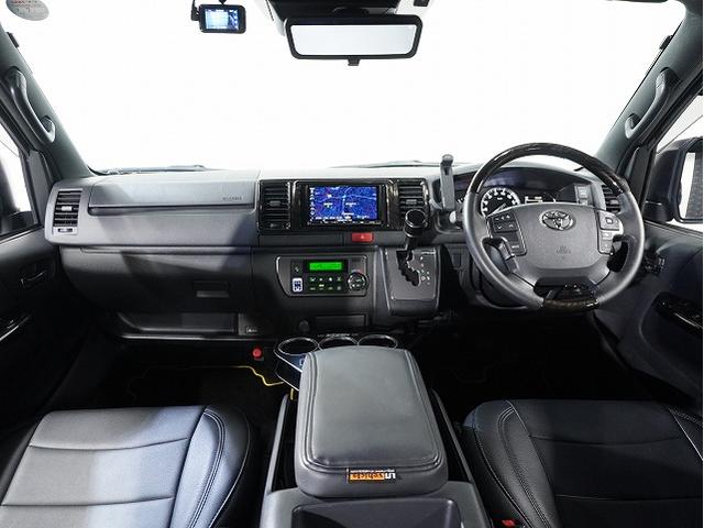 ハイエースバン スーパーGL ダークプライムII パノラミックビューモニター/デジタルインナーミラー/ダイアトーン7インチナビ/ENCB17 ハイパーグロス/フローリング施工/フロントスポイラー/カスタムベットキット(58枚目)