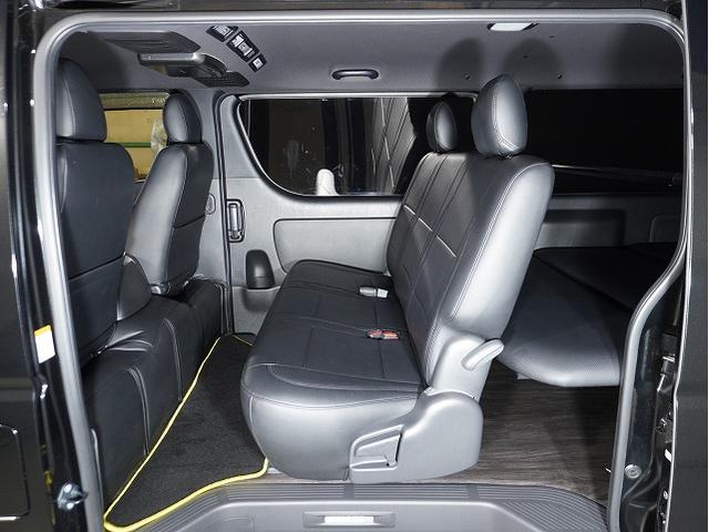 ハイエースバン スーパーGL ダークプライムII パノラミックビューモニター/デジタルインナーミラー/ダイアトーン7インチナビ/ENCB17 ハイパーグロス/フローリング施工/フロントスポイラー/カスタムベットキット(67枚目)