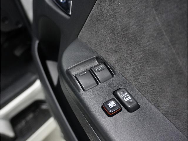 ハイエースワゴン ＧＬ　・キャンピング・ベットキットＶ内装架装車・ＡＬＰＩＮＥ１１インチナビ・ＡＬＰＩＮＥ１０．１インチモニター・ＥＳＳＥＸホイール　ＥＷ－１７・１４段ショック・ＬＥＤヘッドランプ・パワスラ・ＰＶＭ・デジミラ（30枚目）