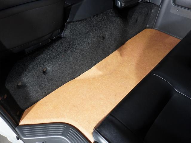 ハイエースワゴン ＧＬ　・キャンピング・ベットキットＶ内装架装車・ＡＬＰＩＮＥ１１インチナビ・ＡＬＰＩＮＥ１０．１インチモニター・ＥＳＳＥＸホイール　ＥＷ－１７・１４段ショック・ＬＥＤヘッドランプ・パワスラ・ＰＶＭ・デジミラ（56枚目）