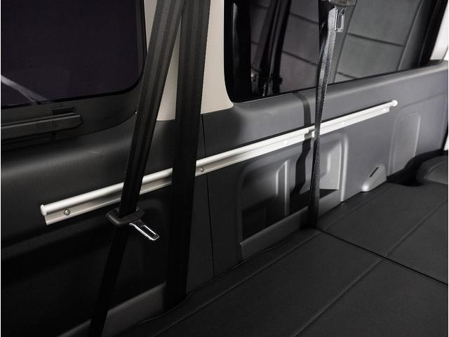 ハイエースワゴン ＧＬ　・キャンピング・ベットキットＶ内装架装車・ＡＬＰＩＮＥ１１インチナビ・ＡＬＰＩＮＥ１０．１インチモニター・ＥＳＳＥＸホイール　ＥＷ－１７・１４段ショック・ＬＥＤヘッドランプ・パワスラ・ＰＶＭ・デジミラ（65枚目）