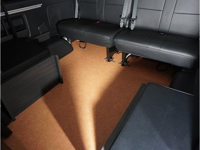 ハイエースワゴン ＧＬ　・キャンピング・ベットキットＶ内装架装車・ＡＬＰＩＮＥ１１インチナビ・ＡＬＰＩＮＥ１０．１インチモニター・ＥＳＳＥＸホイール　ＥＷ－１７・１４段ショック・ＬＥＤヘッドランプ・パワスラ・ＰＶＭ・デジミラ（68枚目）