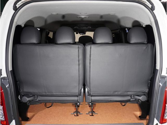 ハイエースワゴン ＧＬ　・キャンピング・ベットキットＶ内装架装車・ＡＬＰＩＮＥ１１インチナビ・ＡＬＰＩＮＥ１０．１インチモニター・ＥＳＳＥＸホイール　ＥＷ－１７・１４段ショック・ＬＥＤヘッドランプ・パワスラ・ＰＶＭ・デジミラ（70枚目）
