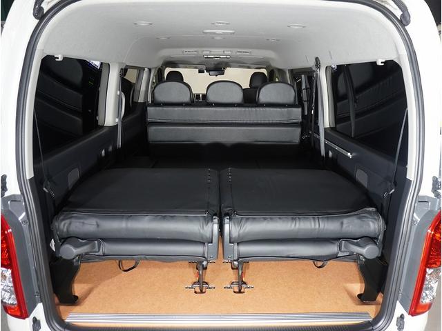 ハイエースワゴン ＧＬ　・キャンピング・ベットキットＶ内装架装車・ＡＬＰＩＮＥ１１インチナビ・ＡＬＰＩＮＥ１０．１インチモニター・ＥＳＳＥＸホイール　ＥＷ－１７・１４段ショック・ＬＥＤヘッドランプ・パワスラ・ＰＶＭ・デジミラ（71枚目）