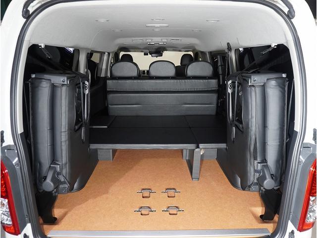 ハイエースワゴン ＧＬ　・キャンピング・ベットキットＶ内装架装車・ＡＬＰＩＮＥ１１インチナビ・ＡＬＰＩＮＥ１０．１インチモニター・ＥＳＳＥＸホイール　ＥＷ－１７・１４段ショック・ＬＥＤヘッドランプ・パワスラ・ＰＶＭ・デジミラ（72枚目）