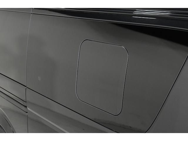 ハイエースバン スーパーGL ダークプライムII パノラミックビューモニター/14段ショックアブソーバー/スタビライザー/天井スピーカー/Aピラースピーカー/2インチローダウン/ボルクレーシング/エンジンルームカバー(13枚目)