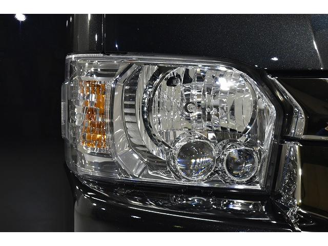 ハイエースバン スーパーGL ダークプライムII パノラミックビューモニター/14段ショックアブソーバー/スタビライザー/天井スピーカー/Aピラースピーカー/2インチローダウン/ボルクレーシング/エンジンルームカバー(17枚目)