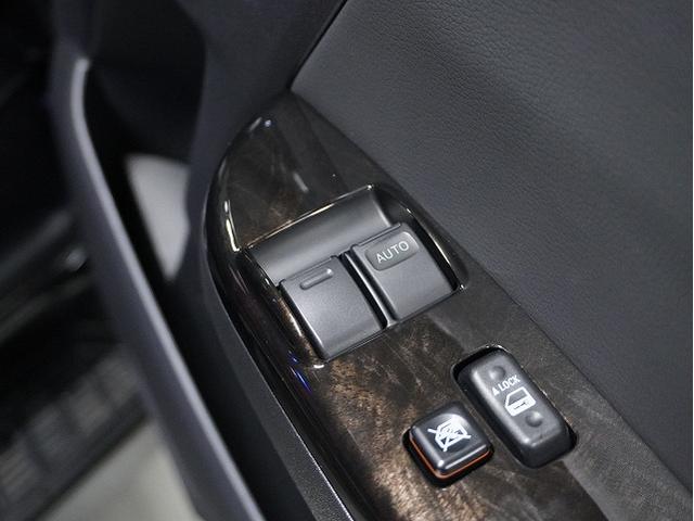 ハイエースバン スーパーGL ダークプライムII パノラミックビューモニター/14段ショックアブソーバー/スタビライザー/天井スピーカー/Aピラースピーカー/2インチローダウン/ボルクレーシング/エンジンルームカバー(37枚目)