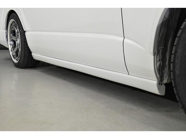 ハイエースバン スーパーＧＬ　ダークプライムＩＩ　フロントスポイラー／ＥＬ－１８ハイパーグロス／ハイグレードシ－トカバー／ＡＬＰＩＮＥ１１インチナビ／アルパイン１２．８インチナビ／フラットベットキット／１４段ショック／ヘッドライトインナーブラック（11枚目）