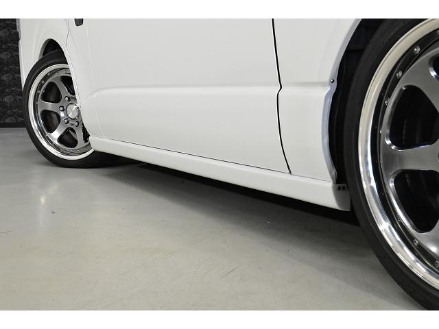 ハイエースバン スーパーＧＬ　ダークプライムＩＩ　フロントスポイラー／ＥＬ－１８ハイパーグロス／ハイグレードシ－トカバー／ＡＬＰＩＮＥ１１インチナビ／アルパイン１２．８インチナビ／フラットベットキット／１４段ショック／ヘッドライトインナーブラック（32枚目）