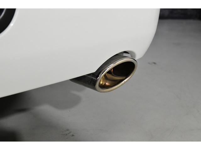 ハイエースバン スーパーＧＬ　ダークプライムＩＩ　フロントスポイラー／ＥＬ－１８ハイパーグロス／ハイグレードシ－トカバー／ＡＬＰＩＮＥ１１インチナビ／アルパイン１２．８インチナビ／フラットベットキット／１４段ショック／ヘッドライトインナーブラック（41枚目）