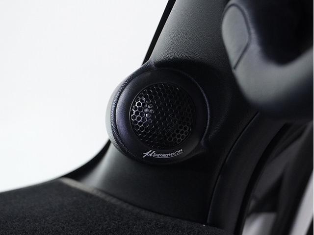 ハイエースバン スーパーＧＬ　ダークプライムＩＩ　フロントスポイラー／ＥＬ－１８ハイパーグロス／ハイグレードシ－トカバー／ＡＬＰＩＮＥ１１インチナビ／アルパイン１２．８インチナビ／フラットベットキット／１４段ショック／ヘッドライトインナーブラック（60枚目）