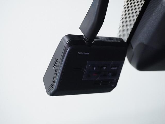 ハイエースバン スーパーＧＬ　ダークプライムＩＩ　フロントスポイラー／ＥＬ－１８ハイパーグロス／ハイグレードシ－トカバー／ＡＬＰＩＮＥ１１インチナビ／アルパイン１２．８インチナビ／フラットベットキット／１４段ショック／ヘッドライトインナーブラック（61枚目）