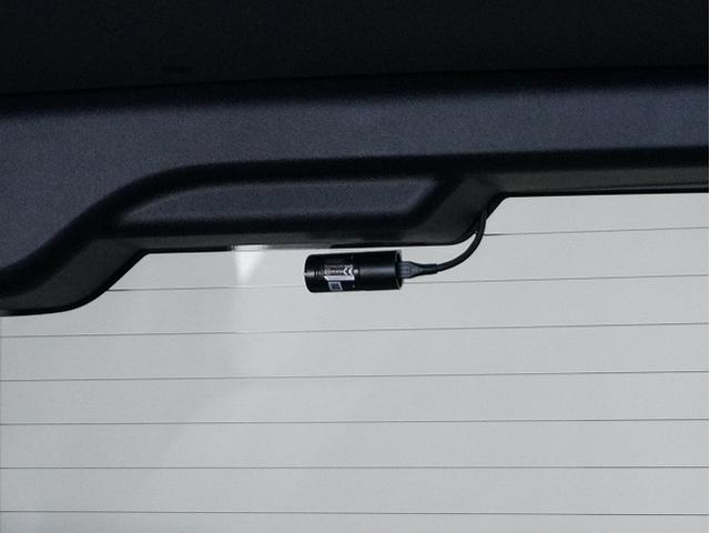 ハイエースバン スーパーＧＬ　ダークプライムＩＩ　フロントスポイラー／ＥＬ－１８ハイパーグロス／ハイグレードシ－トカバー／ＡＬＰＩＮＥ１１インチナビ／アルパイン１２．８インチナビ／フラットベットキット／１４段ショック／ヘッドライトインナーブラック（62枚目）