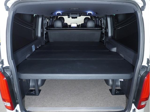 ハイエースバン スーパーＧＬ　ダークプライムＩＩ　フロントスポイラー／ＥＬ－１８ハイパーグロス／ハイグレードシ－トカバー／ＡＬＰＩＮＥ１１インチナビ／アルパイン１２．８インチナビ／フラットベットキット／１４段ショック／ヘッドライトインナーブラック（72枚目）