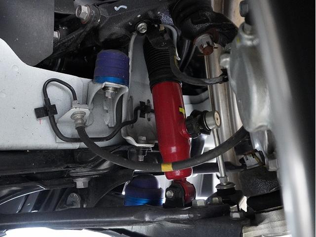 ハイエースバン スーパーＧＬ　ダークプライムＩＩ　フロントスポイラー／ＥＬ－１８ハイパーグロス／ハイグレードシ－トカバー／ＡＬＰＩＮＥ１１インチナビ／アルパイン１２．８インチナビ／フラットベットキット／１４段ショック／ヘッドライトインナーブラック（75枚目）