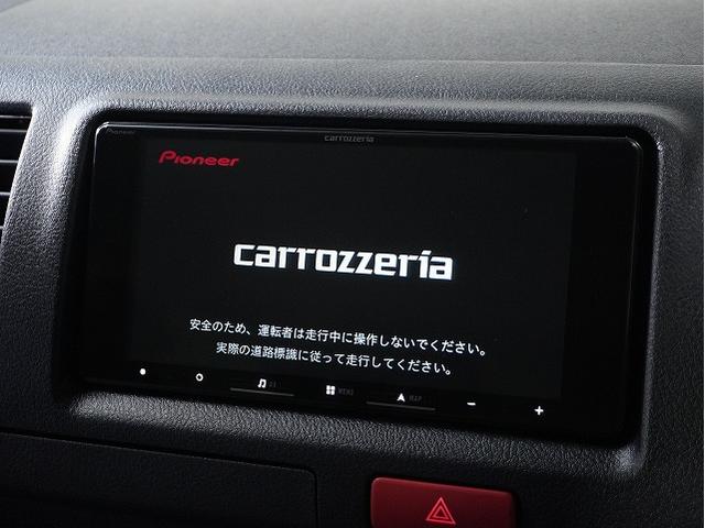 ハイエースバン ロングDX LEDヘッドライト/パノラミックビューモニター/デジタルインナーミラー/イージークローザー/ENCS-16 ブラックポリッシュ/ローダウン/フロントスポイラー/リアウィング/シートカバー(6枚目)