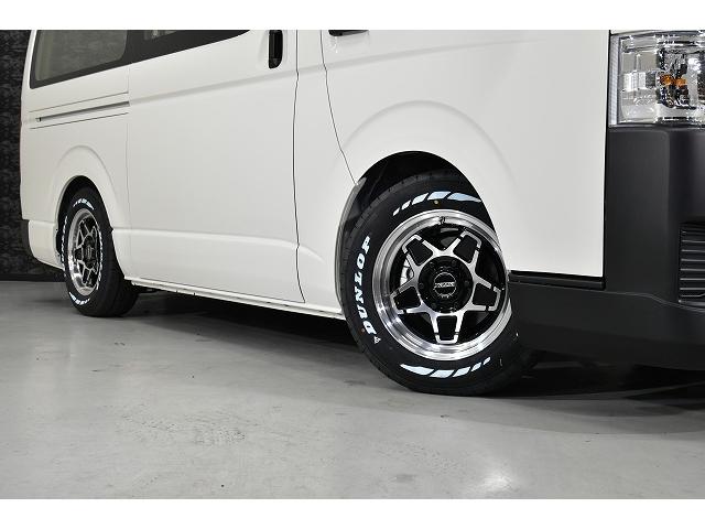 ハイエースバン ロングDX LEDヘッドライト/パノラミックビューモニター/デジタルインナーミラー/イージークローザー/ENCS-16 ブラックポリッシュ/ローダウン/フロントスポイラー/リアウィング/シートカバー(11枚目)