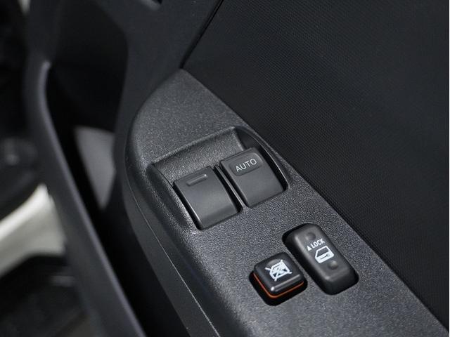 ハイエースバン ロングDX LEDヘッドライト/パノラミックビューモニター/デジタルインナーミラー/イージークローザー/ENCS-16 ブラックポリッシュ/ローダウン/フロントスポイラー/リアウィング/シートカバー(36枚目)