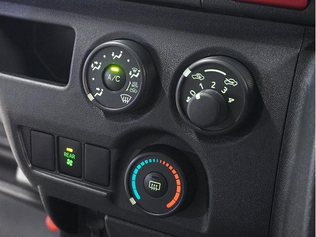 ハイエースバン ロングDX LEDヘッドライト/パノラミックビューモニター/デジタルインナーミラー/イージークローザー/ENCS-16 ブラックポリッシュ/ローダウン/フロントスポイラー/リアウィング/シートカバー(50枚目)