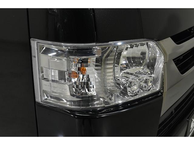 ハイエースバン スーパーGL ダークプライムII ダークプライムII/ディーゼル/小窓付きスライドドア/ローダウン/ビッグX/アルパイン/ドライブレコーダー/Aピラーツィーター/クラフトプラス/収納付きベッドキット/18インチ/2インチローダウン(13枚目)