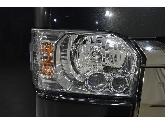 ハイエースバン スーパーGL ダークプライムII ダークプライムII/ディーゼル/小窓付きスライドドア/ローダウン/ビッグX/アルパイン/ドライブレコーダー/Aピラーツィーター/クラフトプラス/収納付きベッドキット/18インチ/2インチローダウン(14枚目)