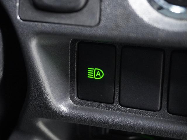 ハイエースバン スーパーGL ダークプライムII ダークプライムII/ディーゼル/小窓付きスライドドア/ローダウン/ビッグX/アルパイン/ドライブレコーダー/Aピラーツィーター/クラフトプラス/収納付きベッドキット/18インチ/2インチローダウン(39枚目)