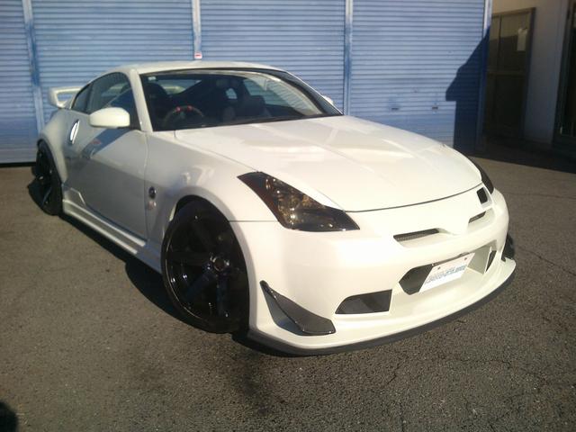 フェアレディZ ベースグレード フルエアロ/ファイナルコネクション車高調/アッパーアーム/マフラー/18インチアルミ/LSD/社外テール/ナビテレビ/ETC/バックカメラ/ブリットフルバケ/シフト・サイドブレーキ加工/バックモニター(2枚目)