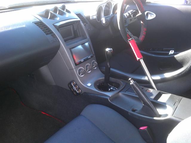 フェアレディZ ベースグレード フルエアロ/ファイナルコネクション車高調/アッパーアーム/マフラー/18インチアルミ/LSD/社外テール/ナビテレビ/ETC/バックカメラ/ブリットフルバケ/シフト・サイドブレーキ加工/バックモニター(10枚目)