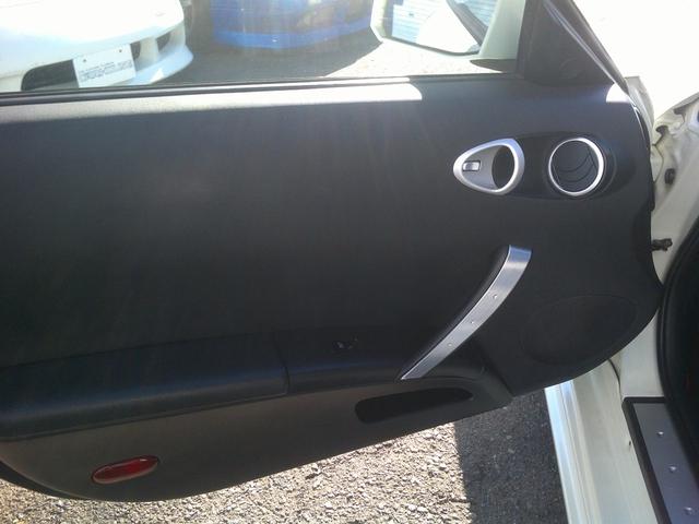 フェアレディZ ベースグレード フルエアロ/ファイナルコネクション車高調/アッパーアーム/マフラー/18インチアルミ/LSD/社外テール/ナビテレビ/ETC/バックカメラ/ブリットフルバケ/シフト・サイドブレーキ加工/バックモニター(11枚目)