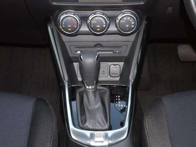 デミオ 1.3 13S 衝突被害軽減ブレーキ バックカメラ フルオ(8枚目)