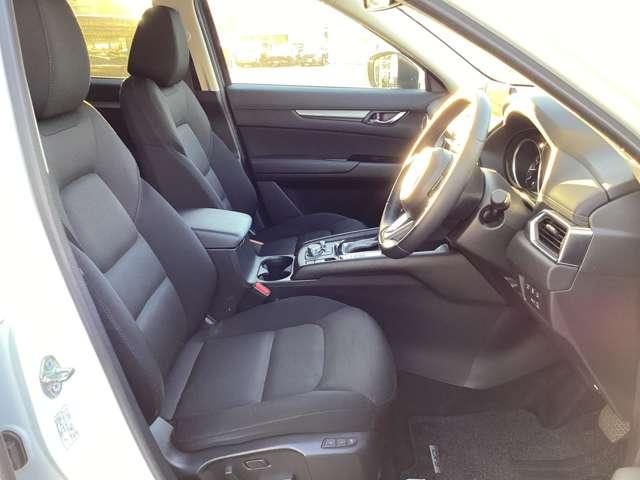 ＣＸ－５ ２．０　２０Ｓ　プロアクティブ　衝突被害軽減ブレーキ　バックカメラ　運転席（12枚目）