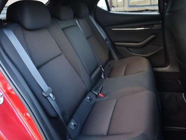 ＭＡＺＤＡ３ファストバック １．５　１５Ｓ　ツーリング　マツダ認定中古車　衝突被害軽減ブレーキ　バ（14枚目）
