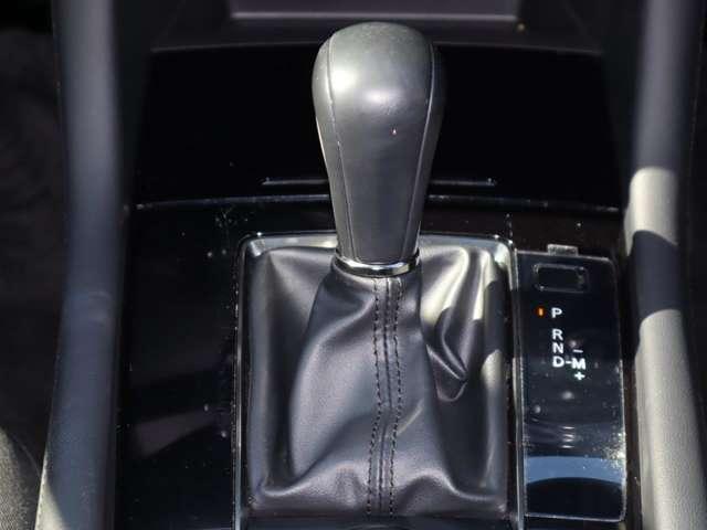 MAZDA3ファストバック 1.8 XD プロアクティブ ツーリング セレクション ディ マツダ認定中古車 衝突被害軽減ブレーキ コ(9枚目)