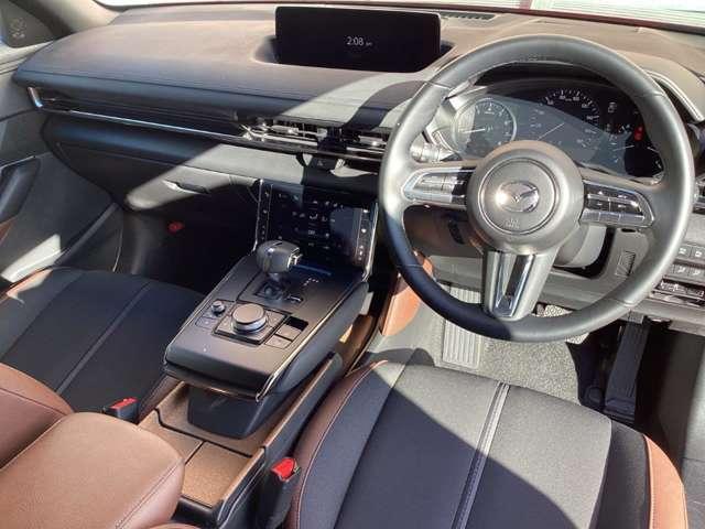 ＭＸ－３０ ２．０　マツダ認定中古車　衝突被害軽減ブレーキ　バ（3枚目）