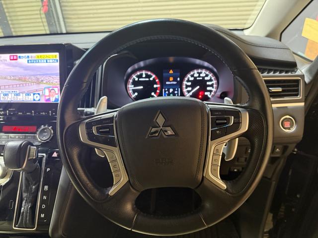 デリカD:5 P 4WD 禁煙者 フリップダウンモニター ワンオーナー(10枚目)